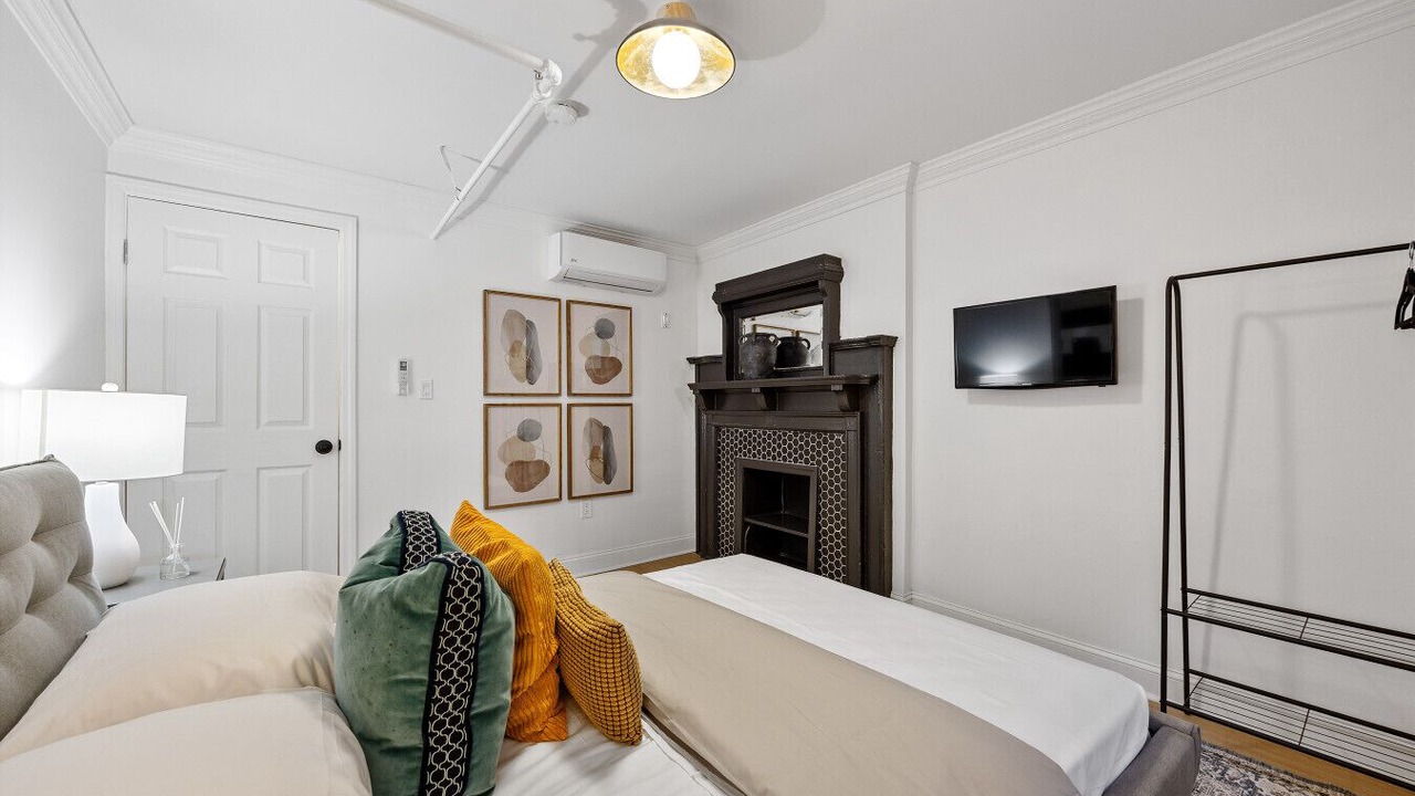 Photo of Bedroom in Harlem