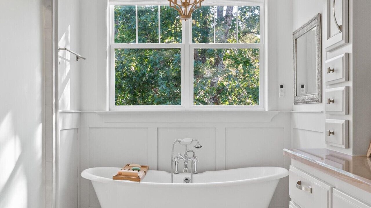 Photo of Bathroom in Eureka Springs