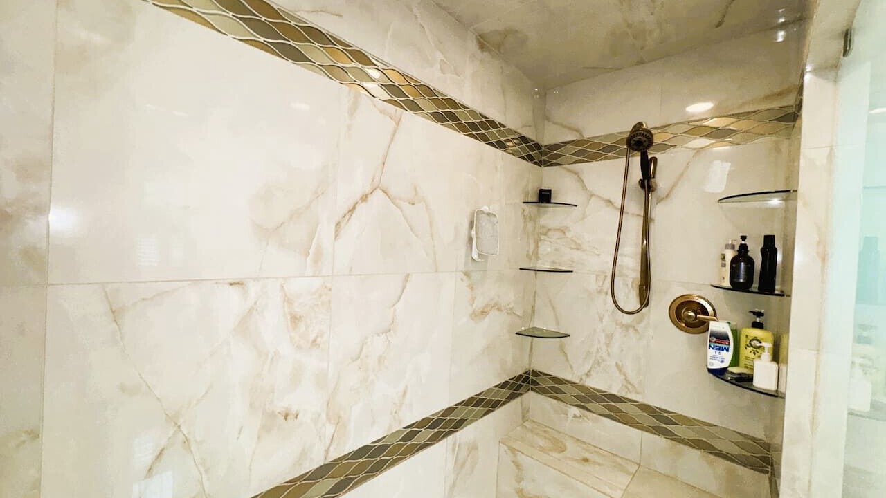 Photo of Bathroom in Eureka Springs
