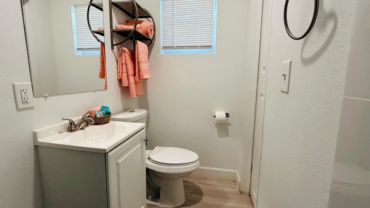 Photo of Bathroom in Tropic