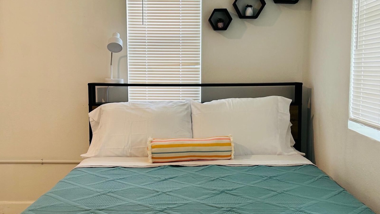 Photo of Bedroom in Tropic