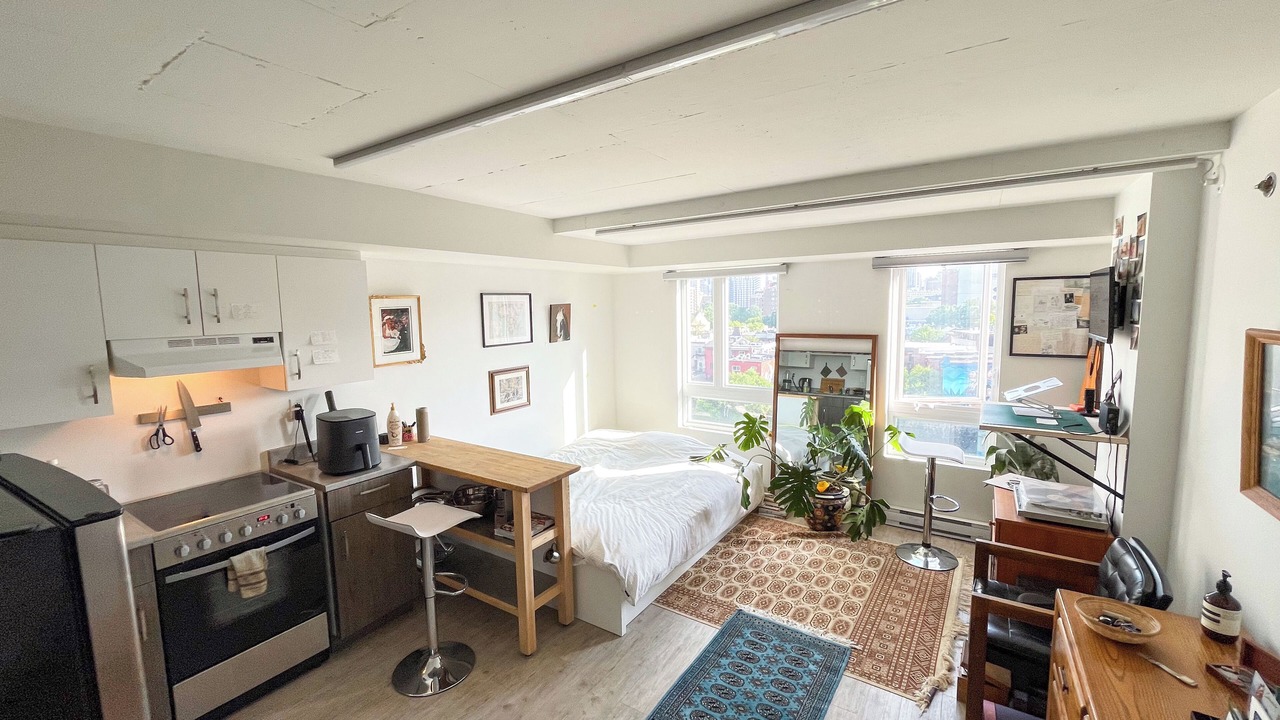 Photo of Bedroom in Latin Quarter