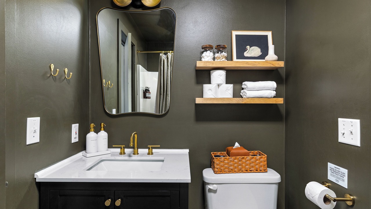 Photo of Bathroom in Evart