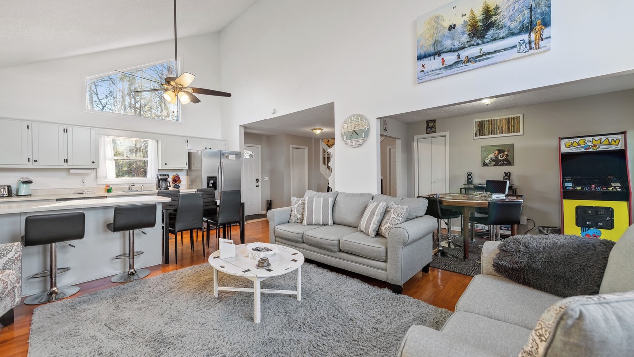 Photo of Livingroom in Ellijay