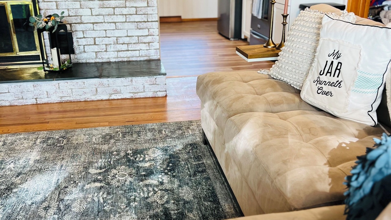 Photo of Livingroom in Oswego