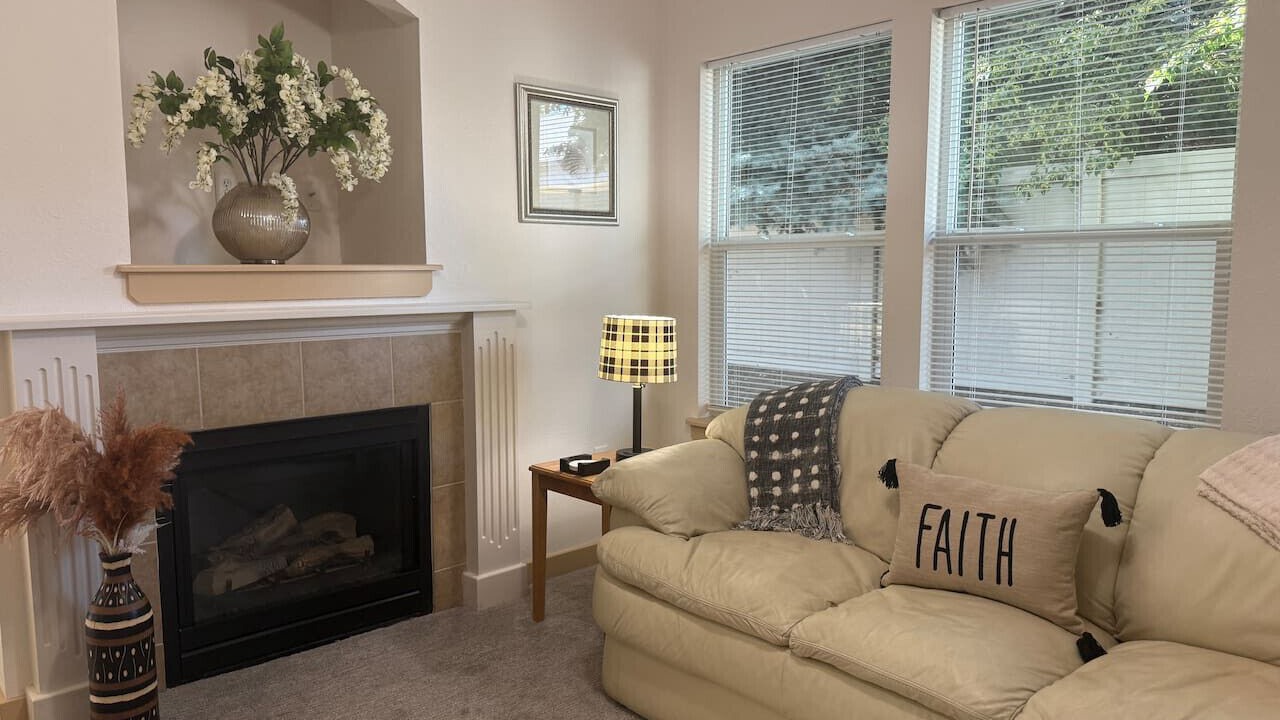 Photo of Livingroom in Southwest Ada County Alliance