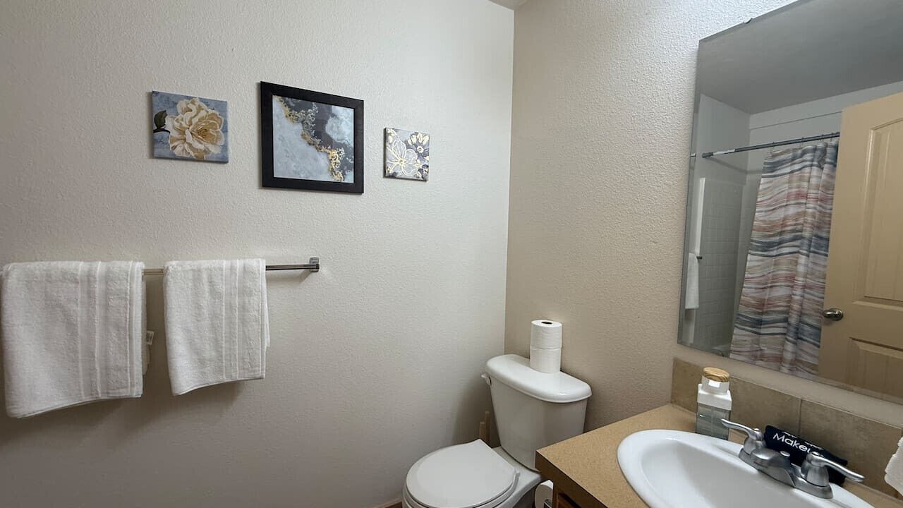 Photo of Bathroom in Southwest Ada County Alliance