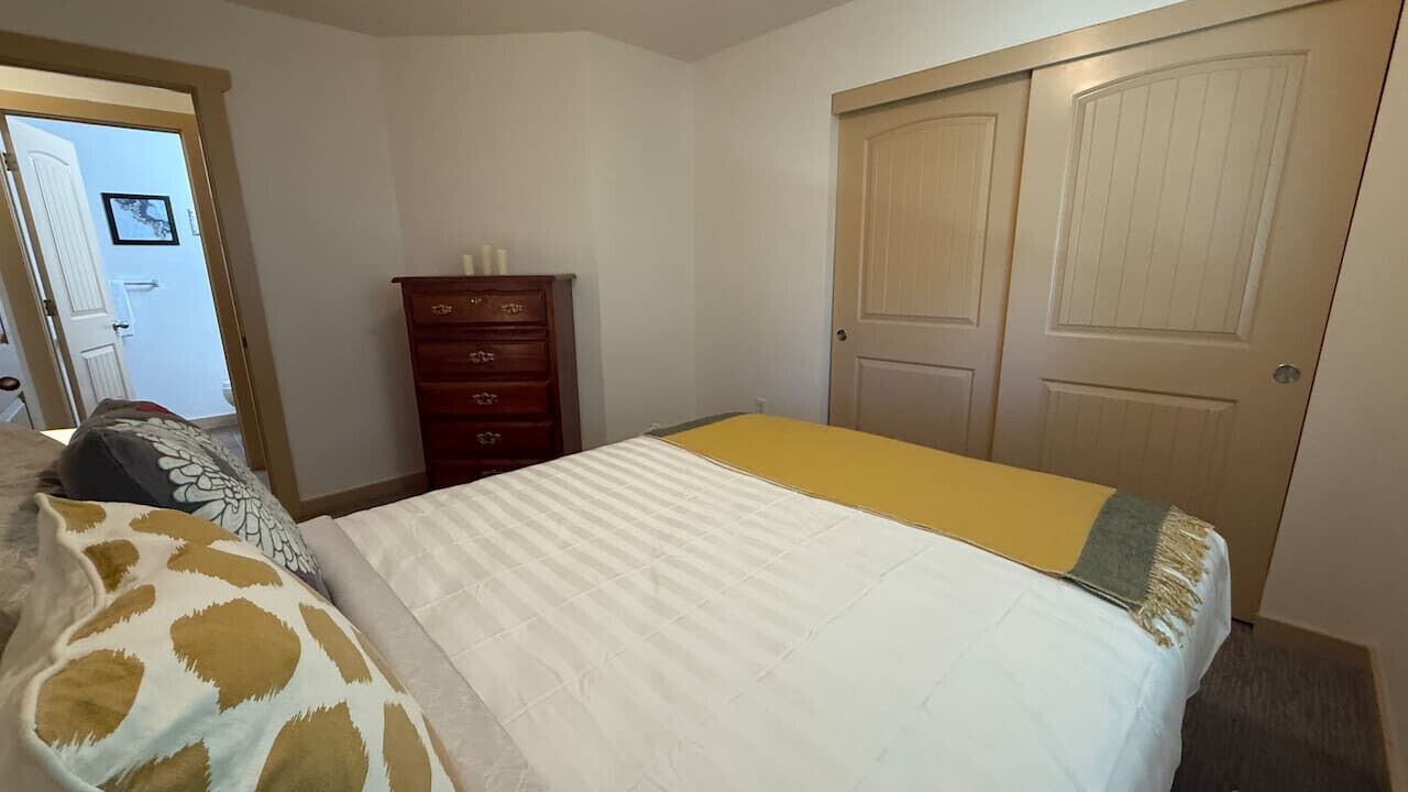 Photo of Bedroom in Southwest Ada County Alliance