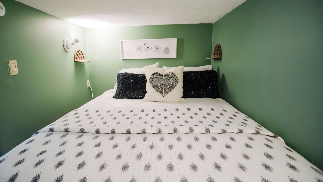 Photo of Bedroom in Boyne Falls