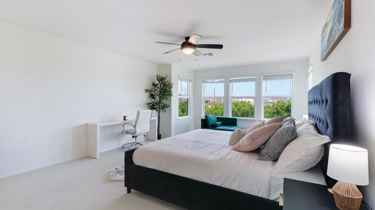 Photo of Bedroom in McNeil