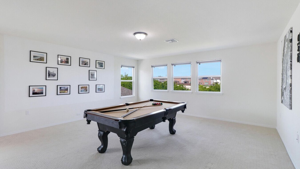 Photo of Bedroom in McNeil
