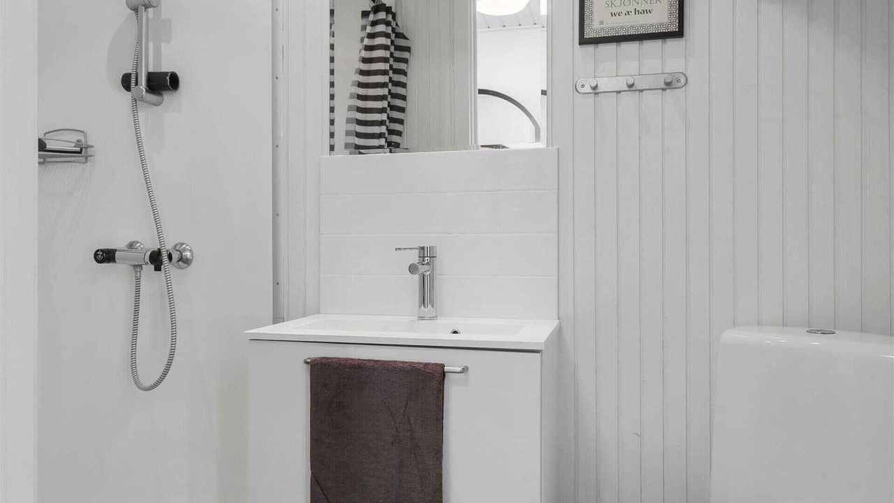 Photo of Bathroom in Agger