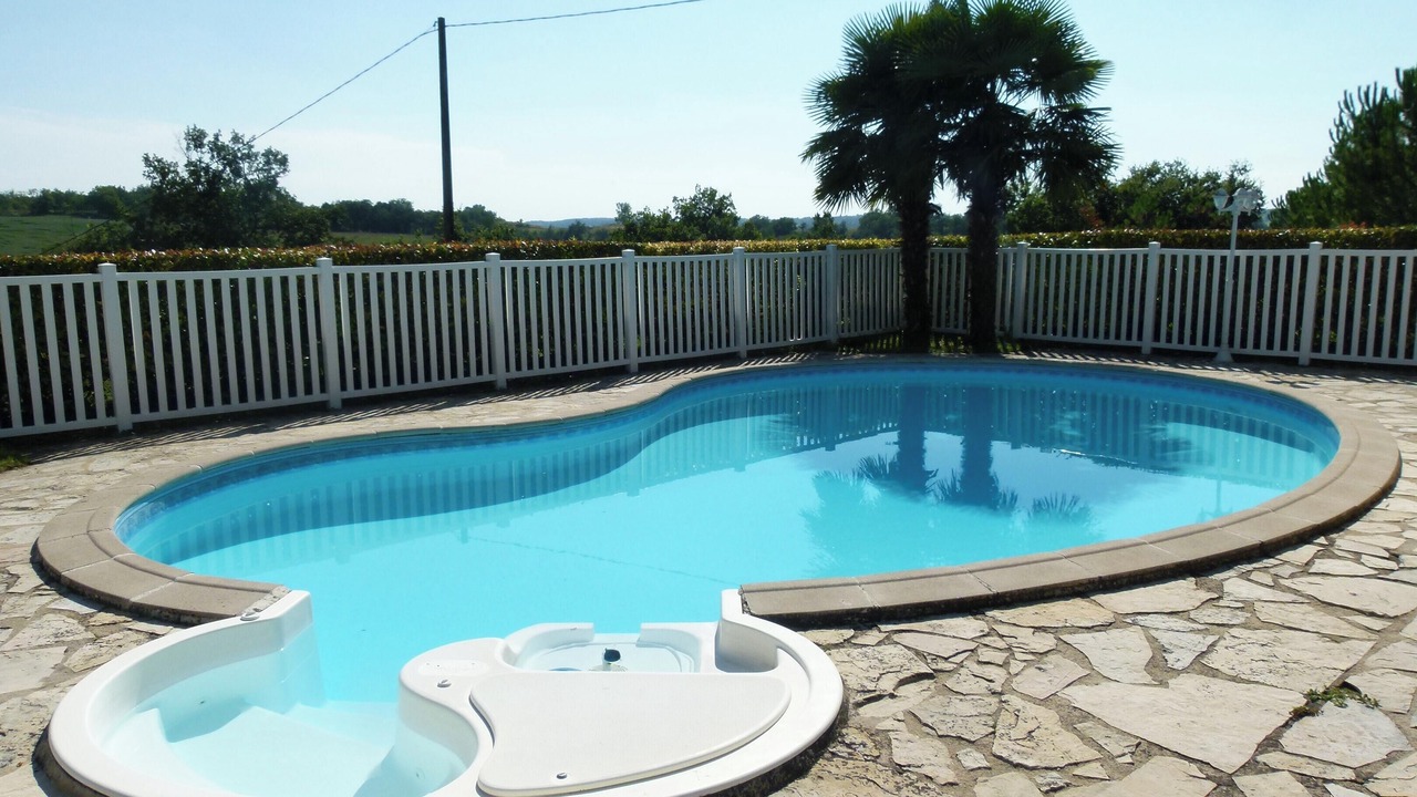 Photo of Outdoor in Ornezan