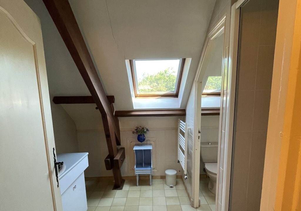 Photo of Bathroom in Veigne
