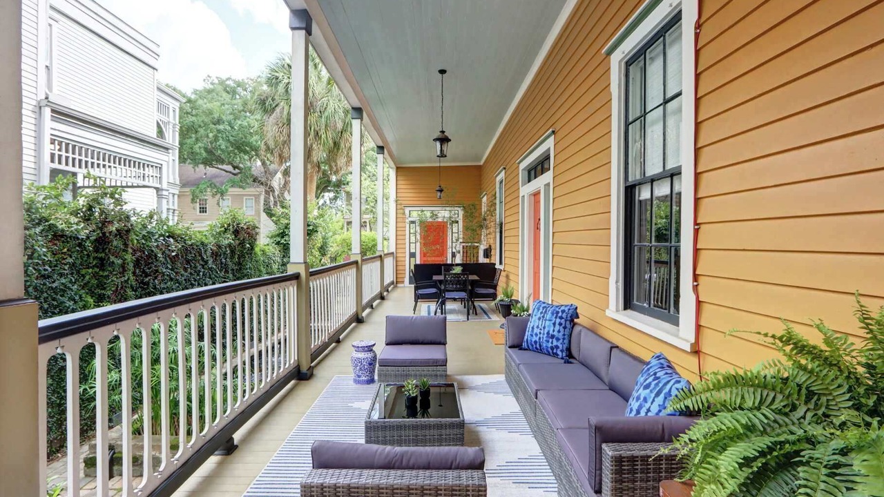Photo of Patio Balcony in Savannah Victorian District
