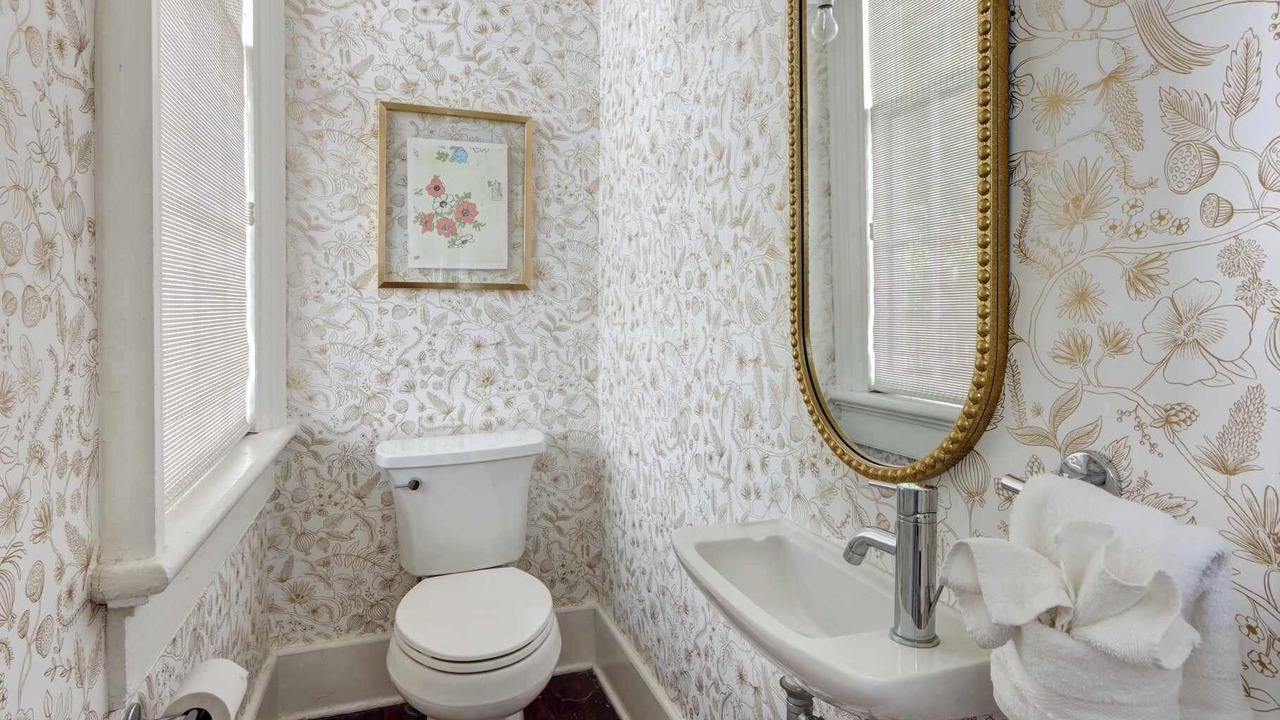 Photo of Bathroom in Savannah Victorian District