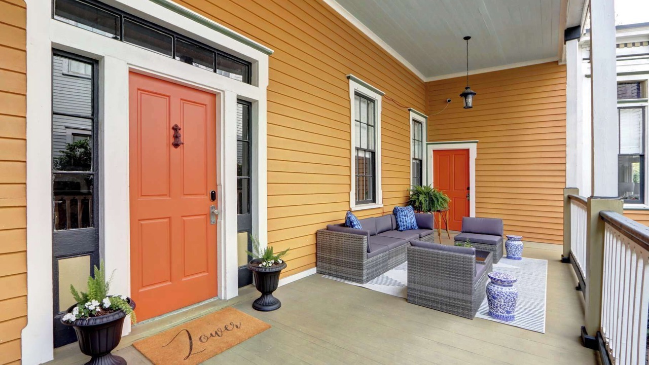 Photo of Patio Balcony in Savannah Victorian District