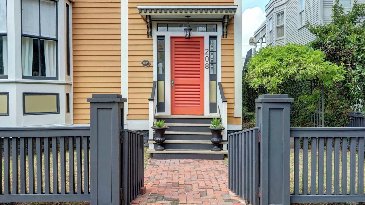 Photo of Outdoor in Savannah Victorian District