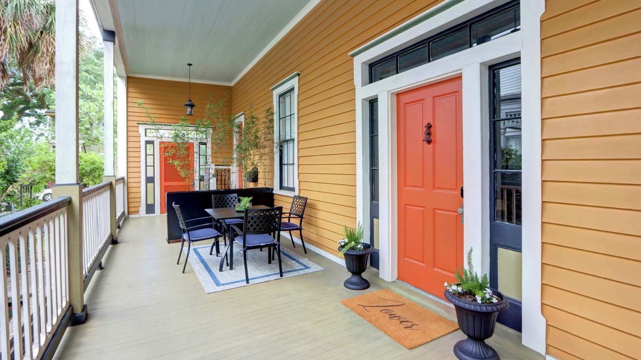 Photo of Outdoor in Savannah Victorian District