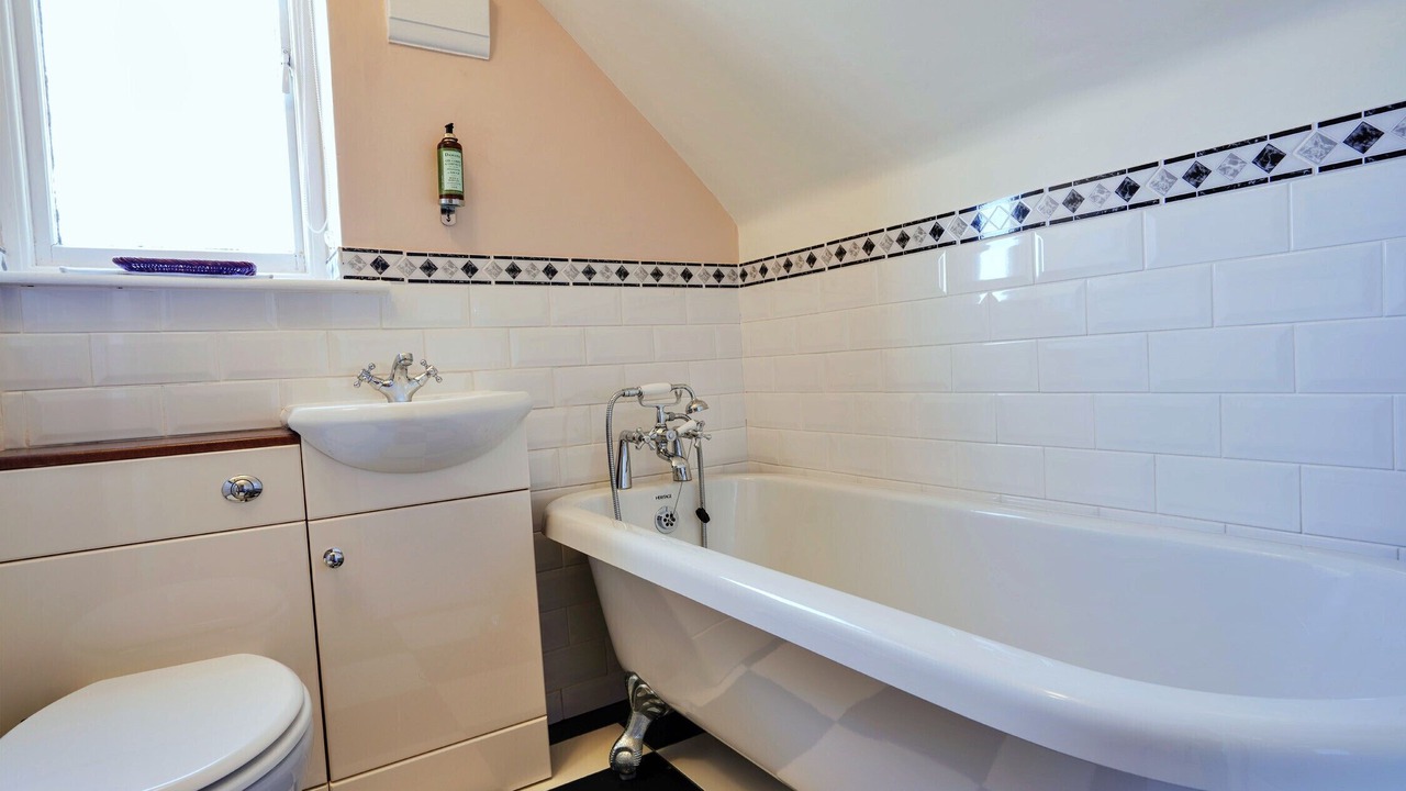 Photo of Bathroom in Ault Hucknall