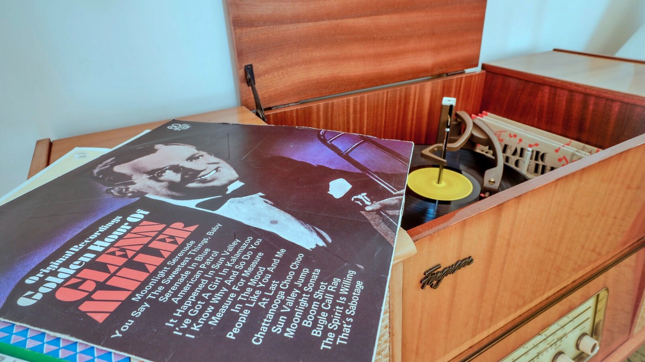 Photo of Others in Ault Hucknall