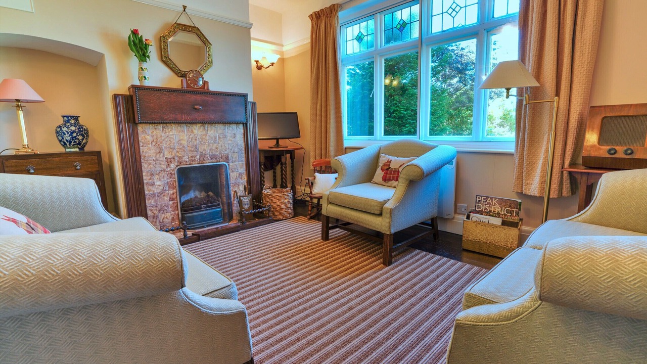 Photo of Livingroom in Ault Hucknall