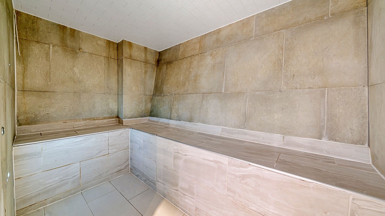 Photo of Others in Courtfield