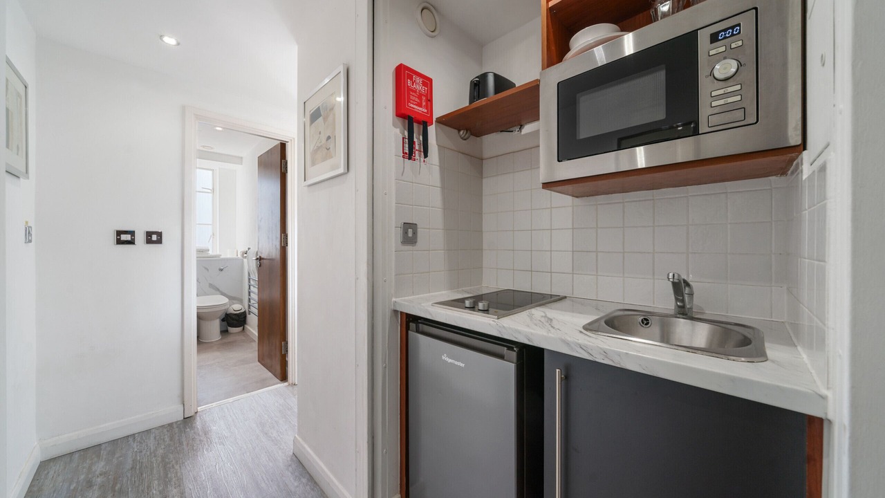 Photo of Kitchen in Courtfield