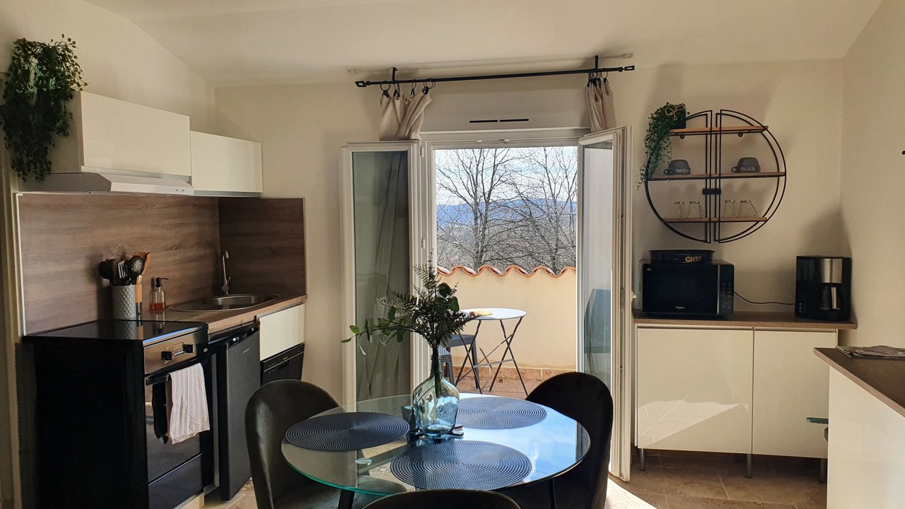 Photo of Kitchen in Alba-la-Romaine