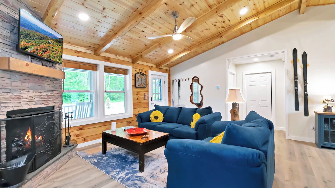 Photo of Livingroom in Sugar Mountain