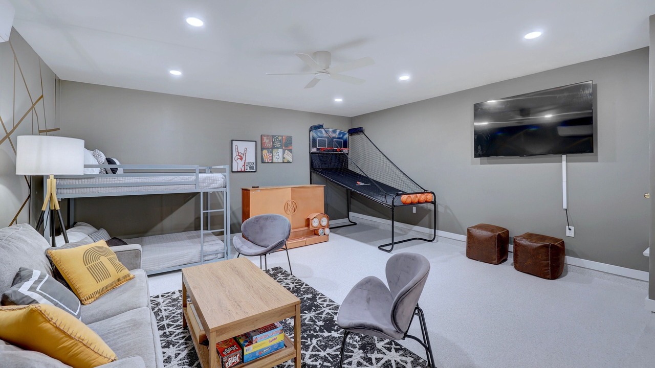 Photo of Bedroom in Willow Run