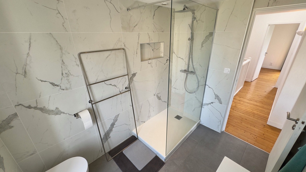 Photo of Bathroom in Lion-sur-Mer