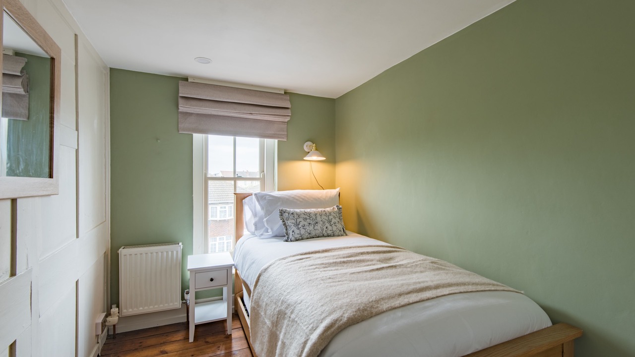 Photo of Bedroom in Deal
