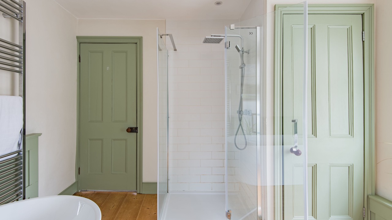 Photo of Bathroom in Deal