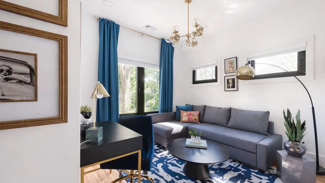 Photo of Livingroom in East Atlanta