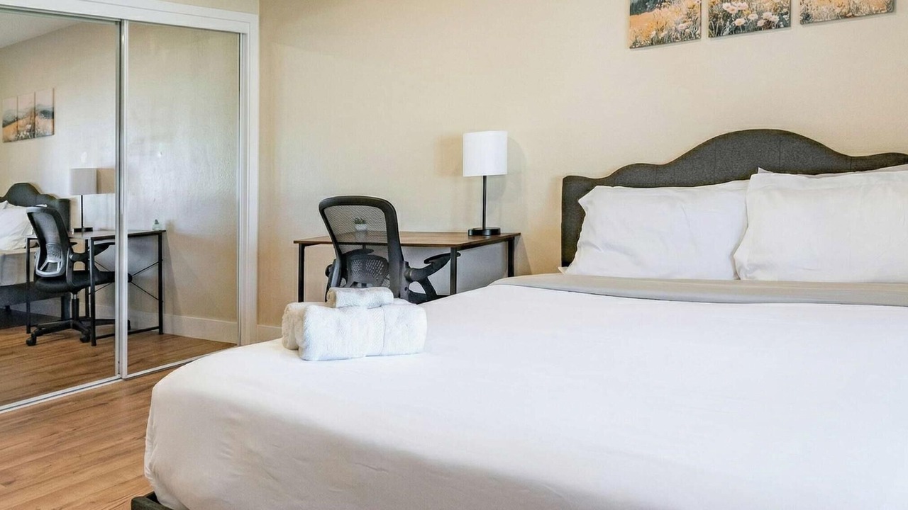 Photo of Bedroom in Foothill Farms
