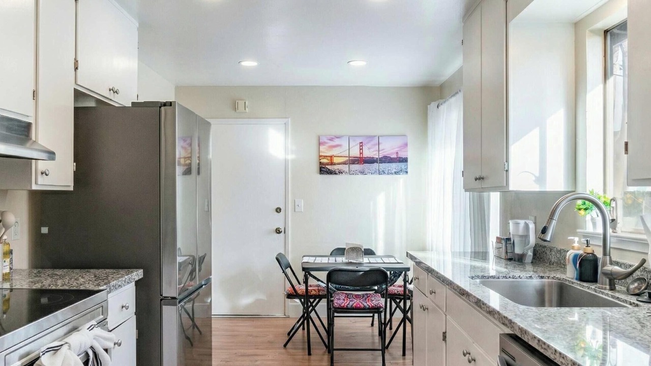 Photo of Kitchen in Foothill Farms