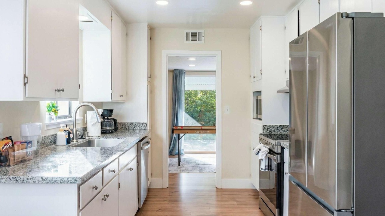 Photo of Kitchen in Foothill Farms