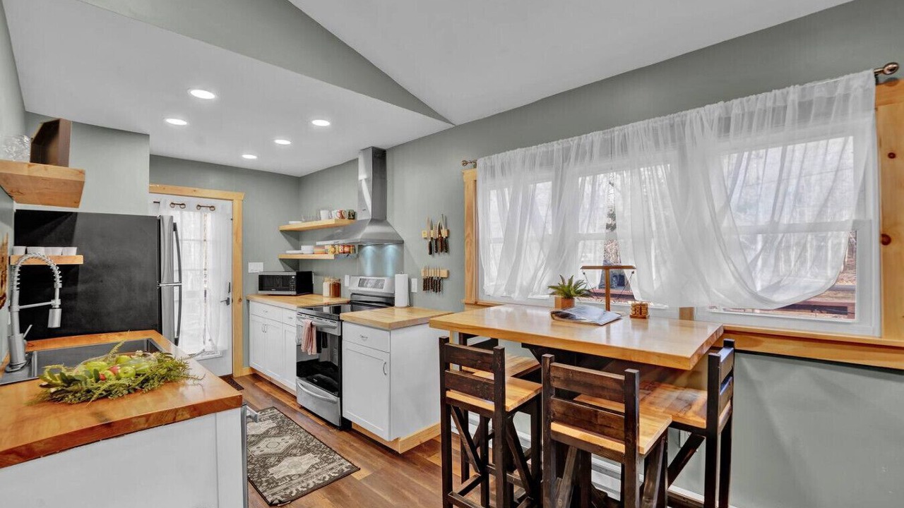 Photo of Kitchen in Briar Crest Woods