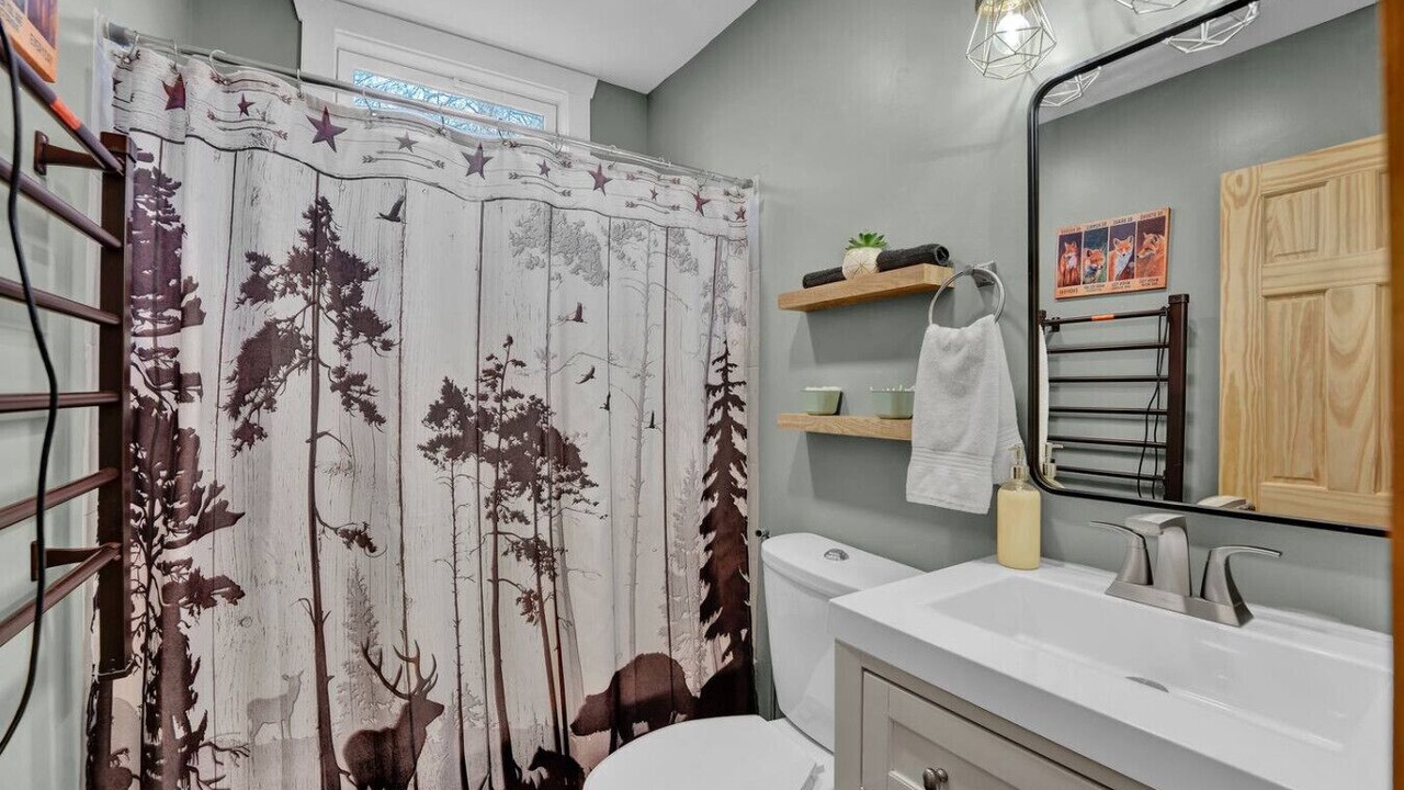 Photo of Bathroom in Briar Crest Woods