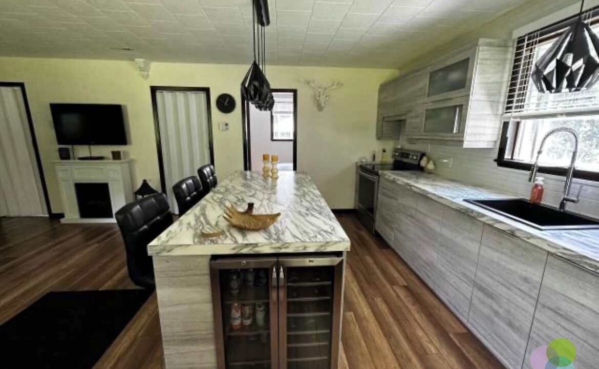 Photo of Kitchen in Saint-Magloire