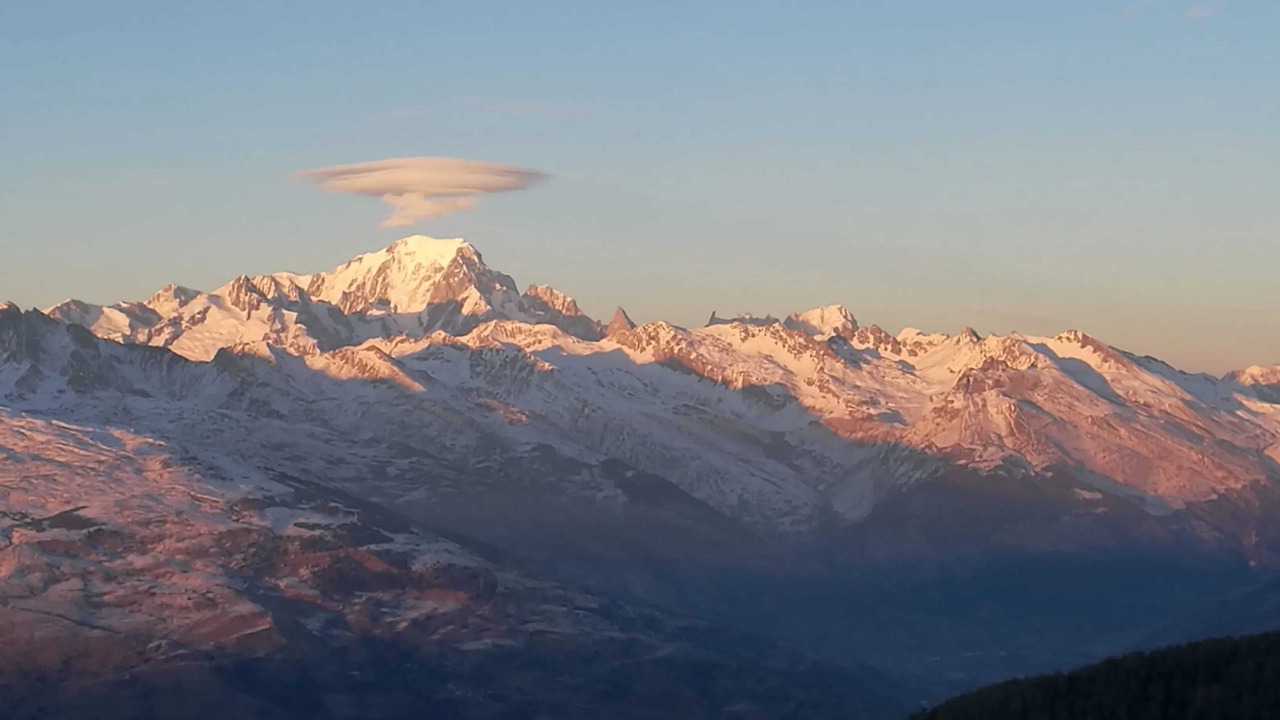 Photo of Others in Aime