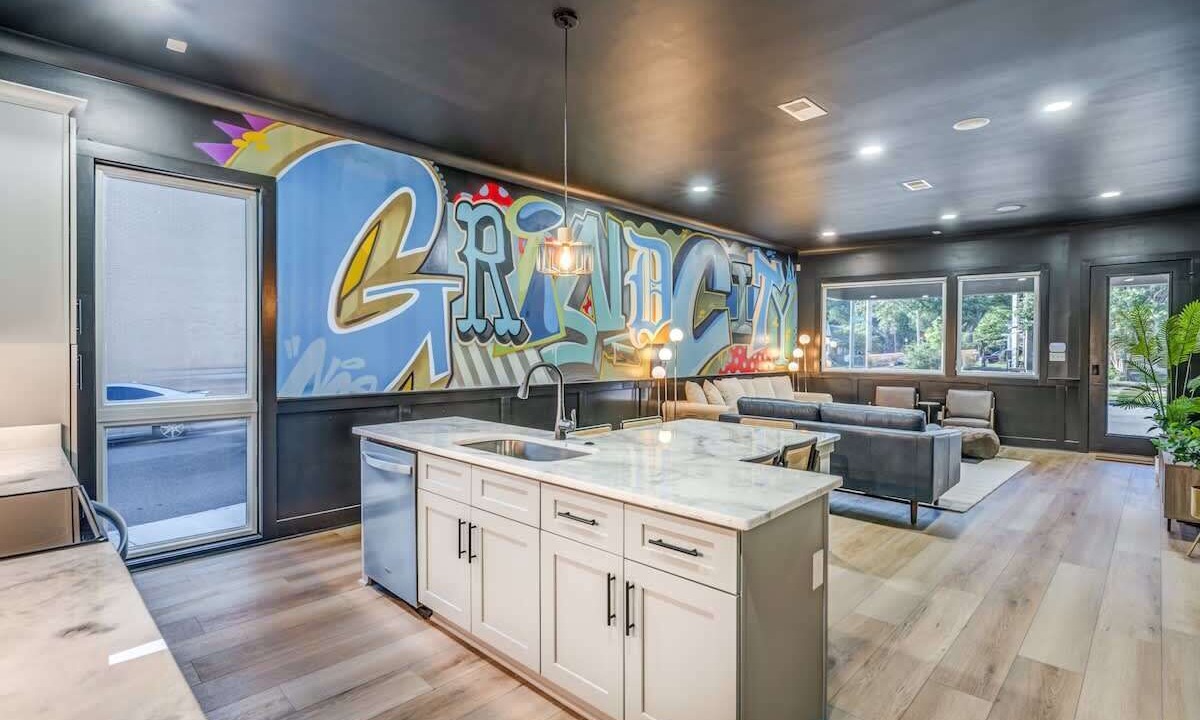 Photo of Others in Cooper-Young Historic District