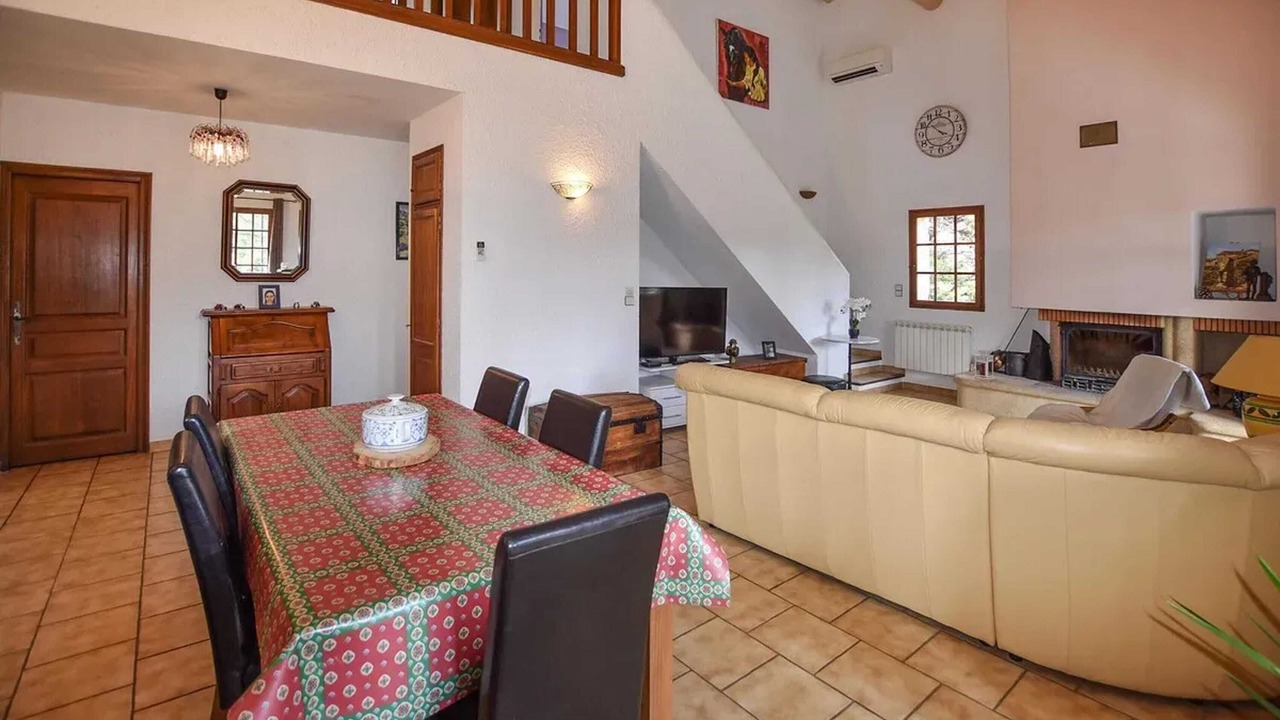 Photo of Livingroom in Loriol-du-Comtat