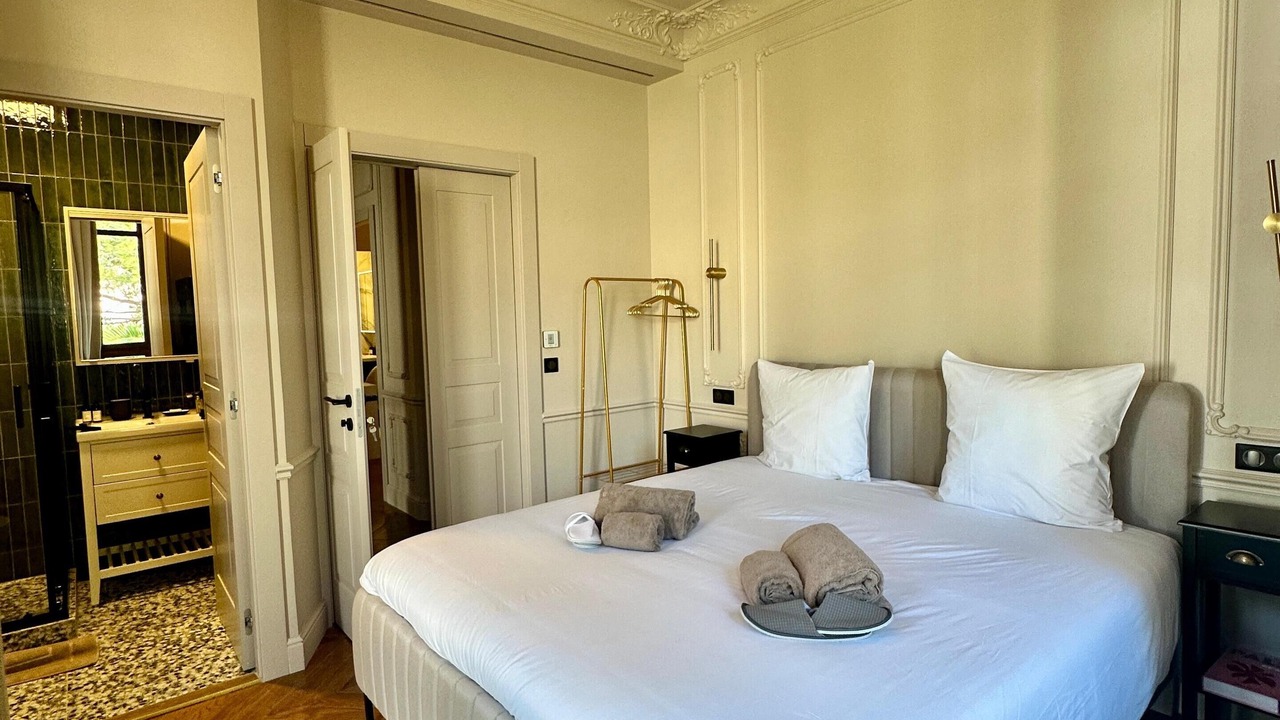 Photo of Bedroom in Carnot