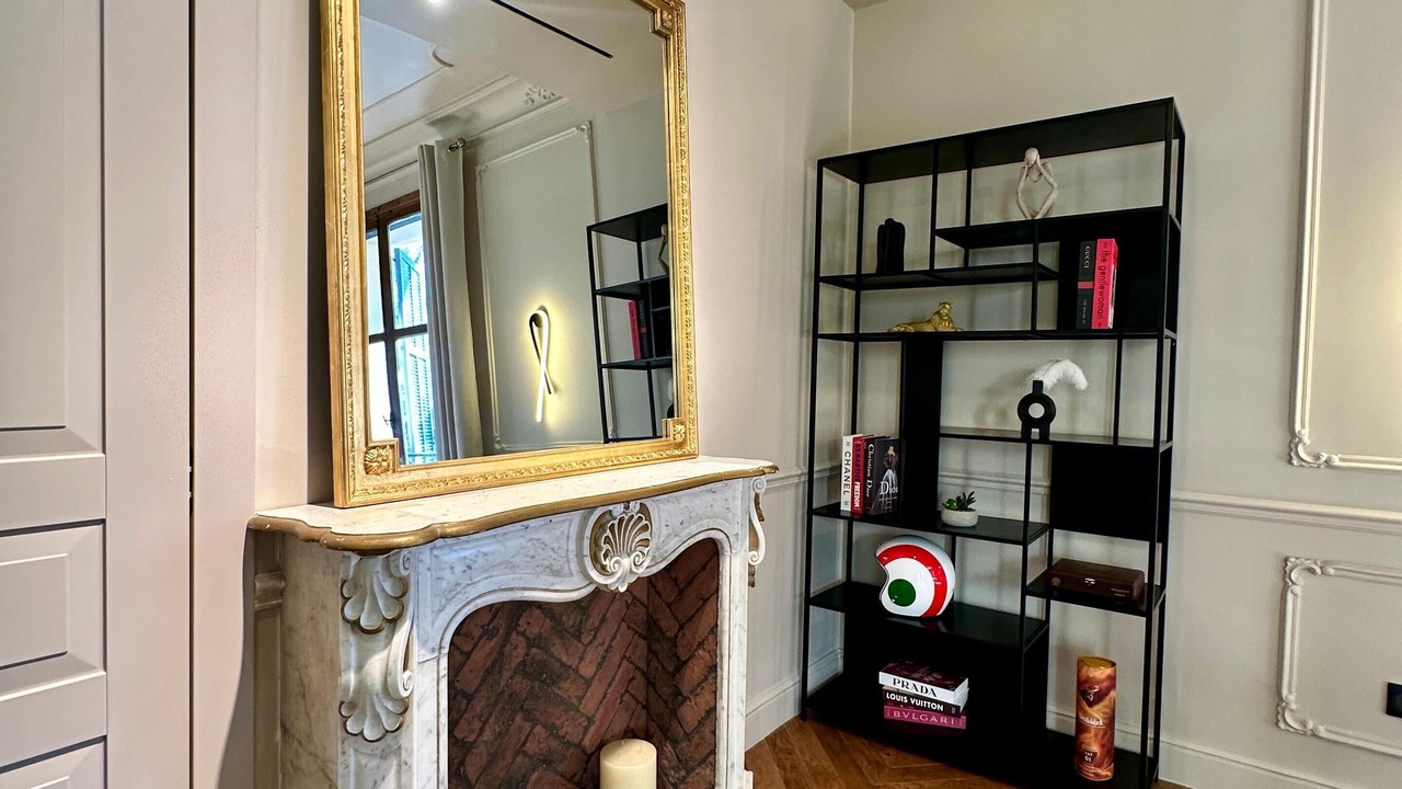 Photo of Others in Carnot