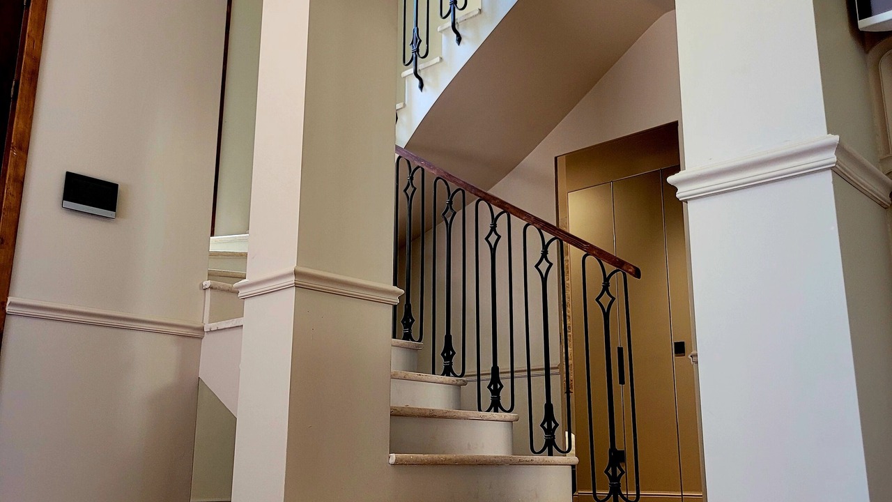 Photo of Others in Carnot