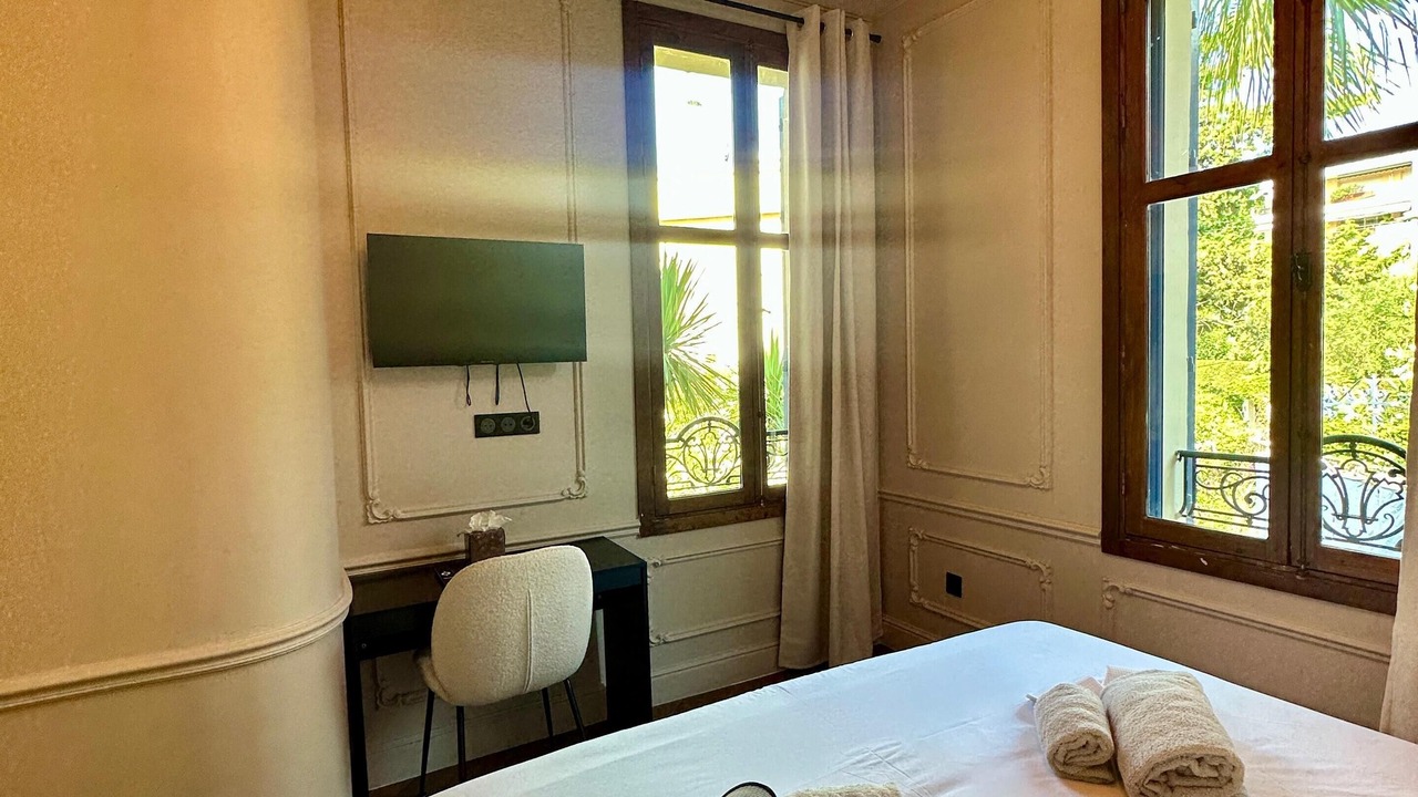 Photo of Bedroom in Carnot