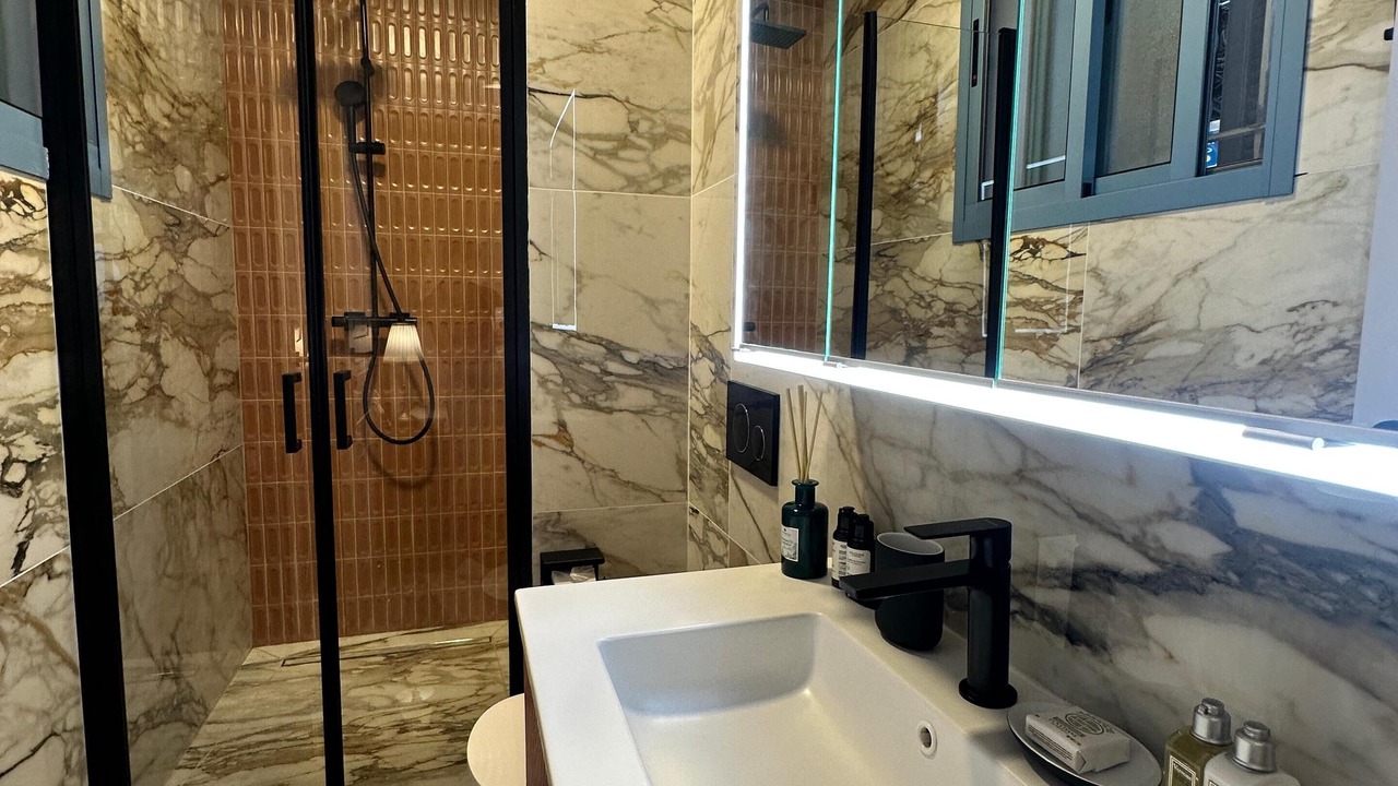 Photo of Bathroom in Carnot