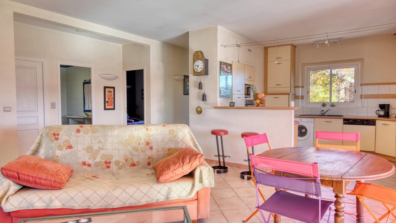 Photo of Livingroom in Monlaur-Bernet